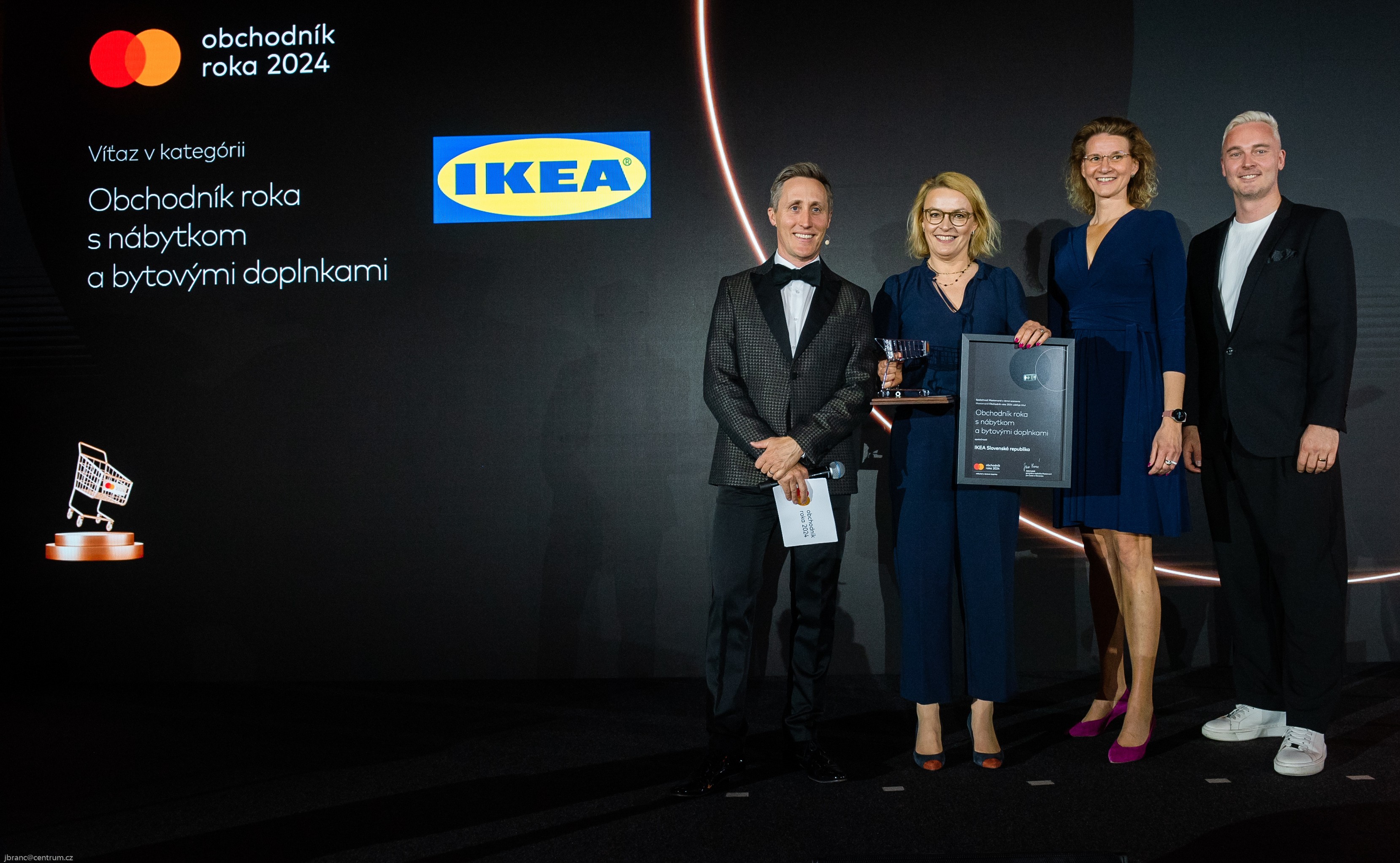 Víťaz kategórie Obchodník roka s nábytkom a bytovými doplnkami Víťaz kategórie Obchodník roka s nábytkom a bytovými doplnkami